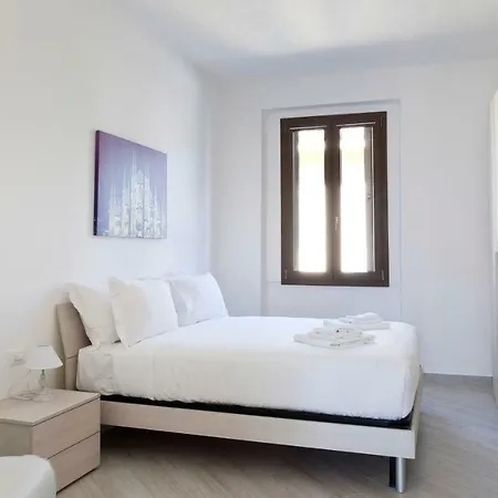 Apartman Italianway-cornalia 8 *