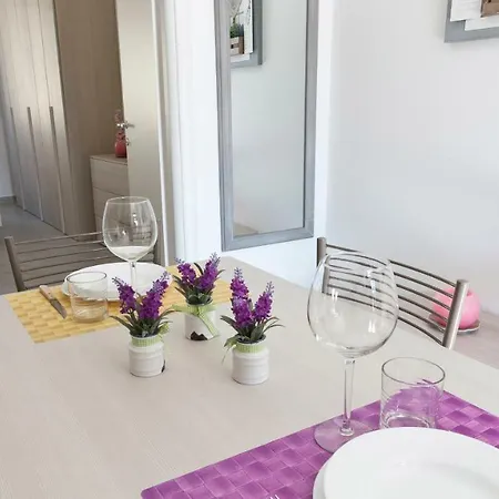 Italianway-cornalia 8 Apartman *